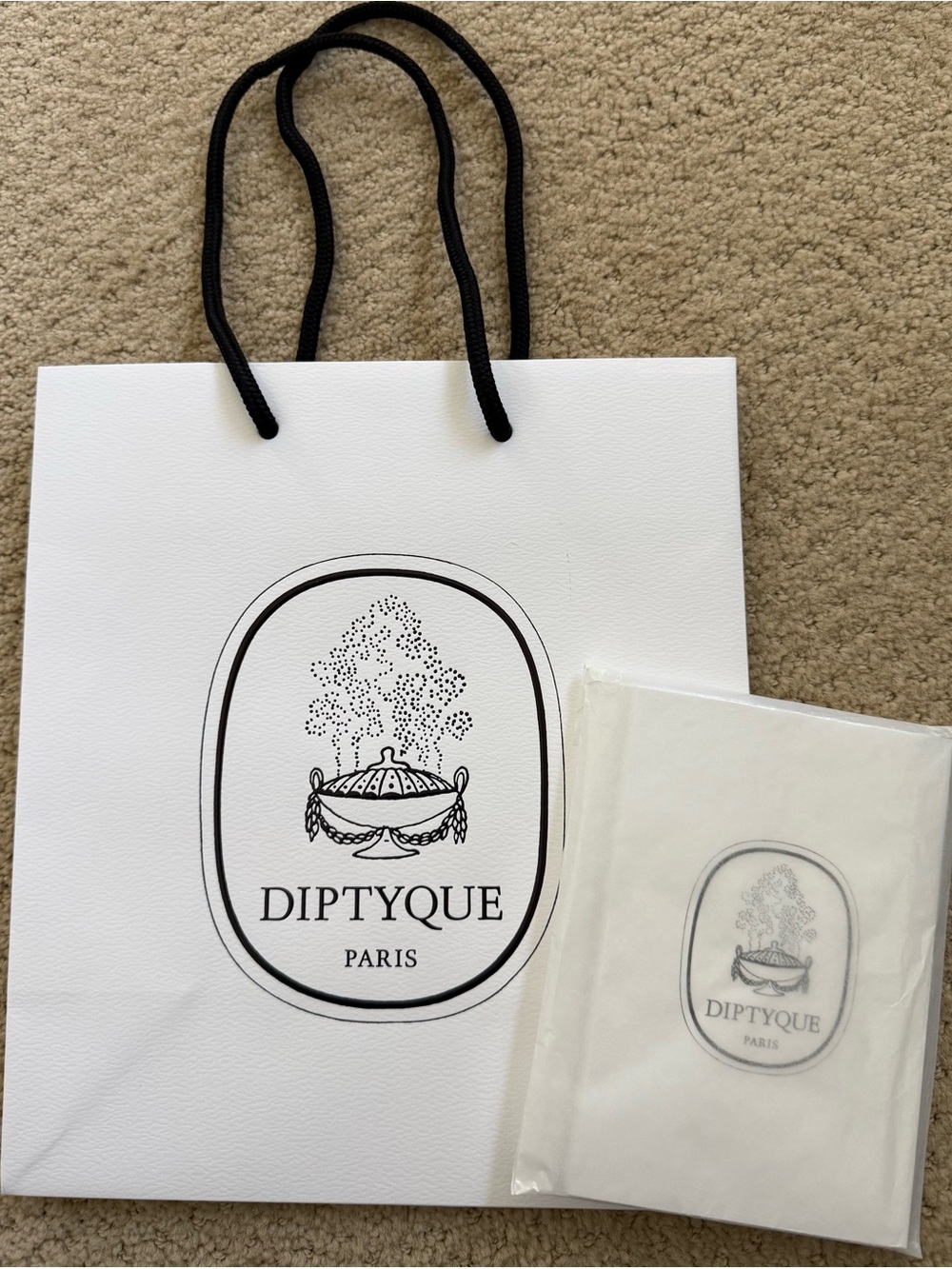 Diptyque Paris White Logo Gift Bag with Scented Notebook